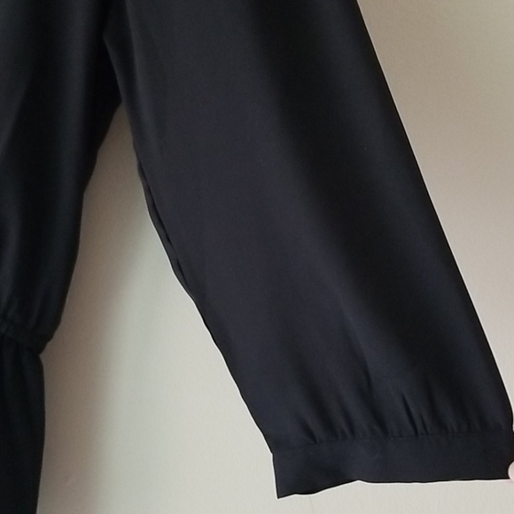 Top - Picture 4 of 8